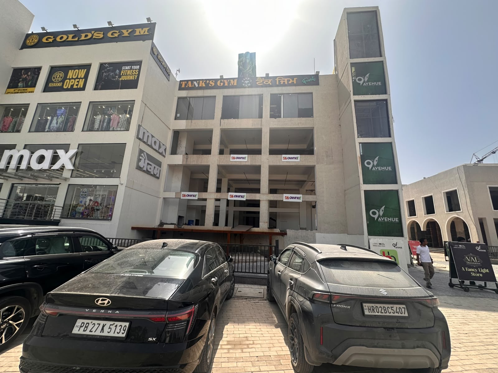 High-Visibility SCO (Shop-Cum-Office) Spaces