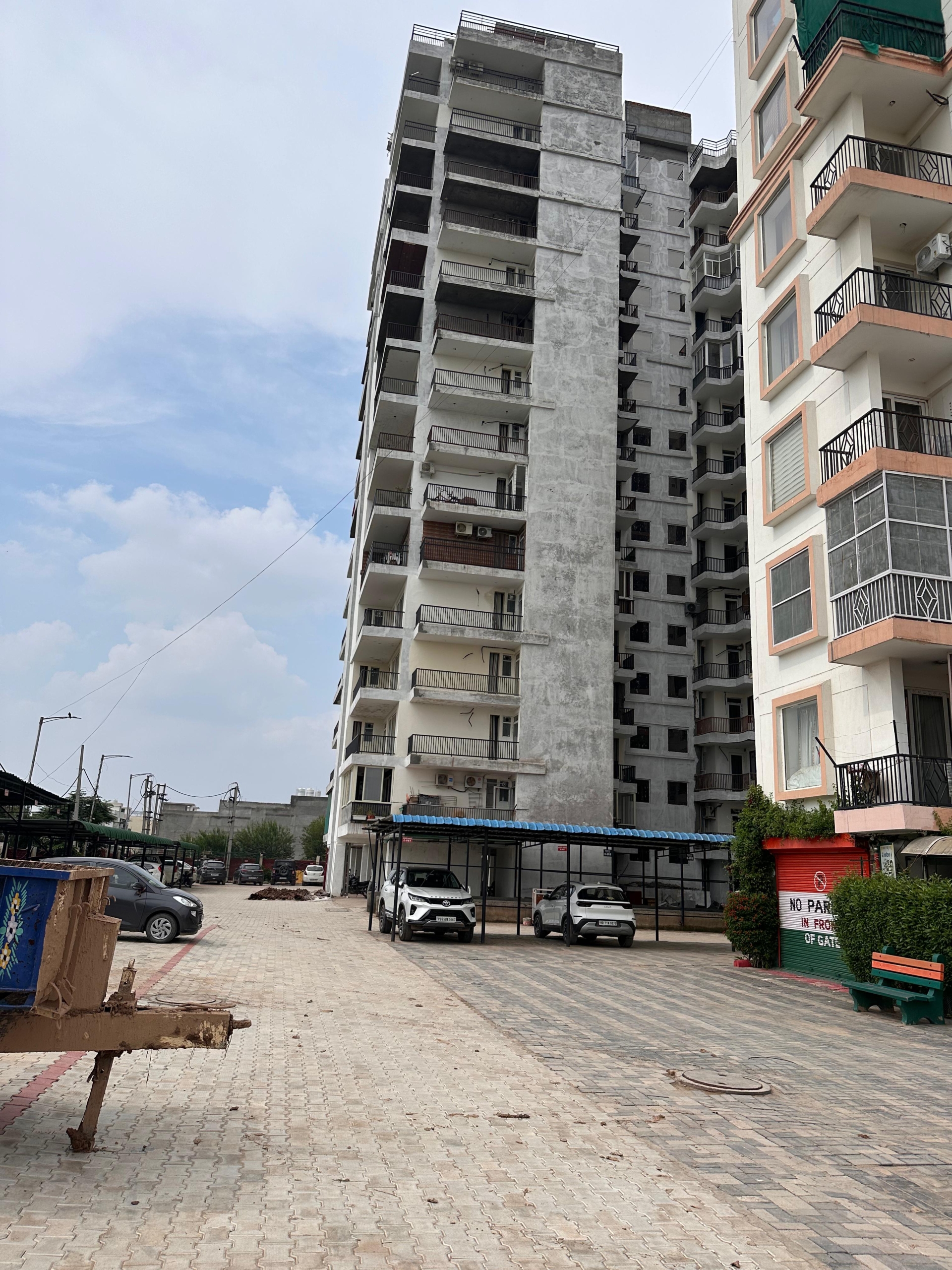 3 BHK Flat in Mona City homes