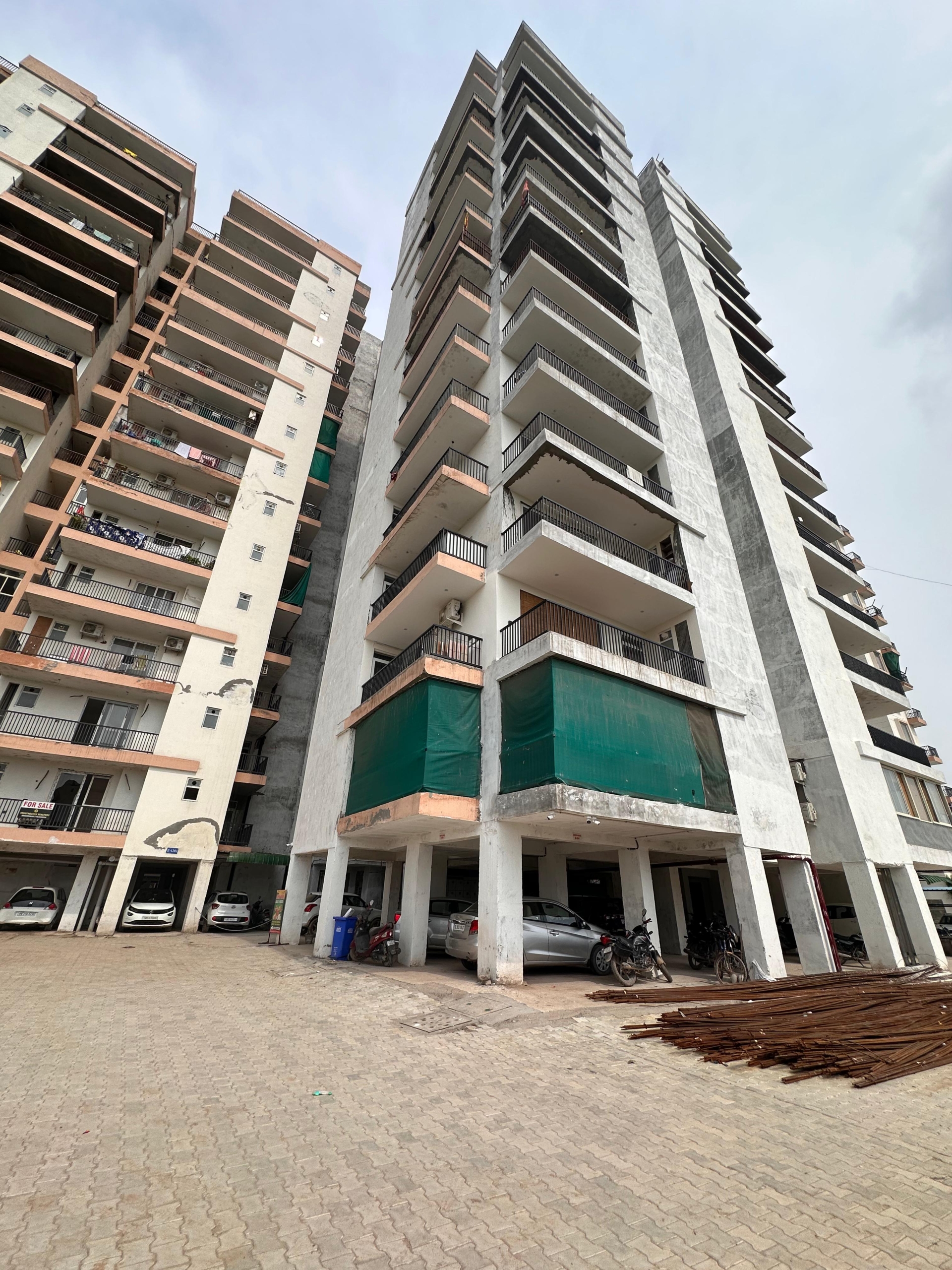 Buy Luxury 3 BHK Apartment in Mona City Homes Kharar